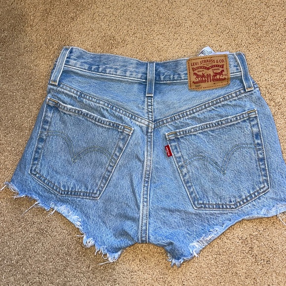 Levi’s 501 shorts - Picture 2 of 2